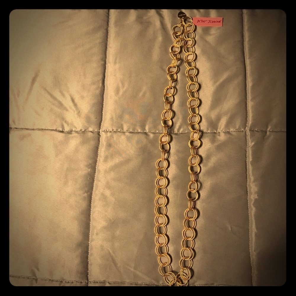 Betsey Johnson gold necklace